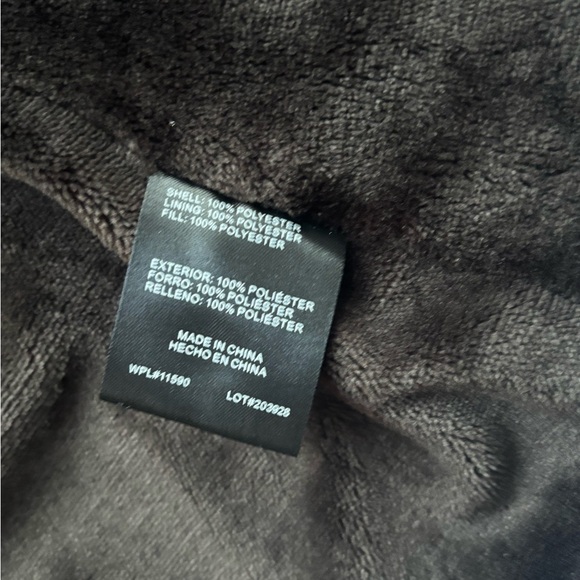 Weatherproof Women’s Size Large L Velour Lined Black Puffer Vest - Picture 4 of 8